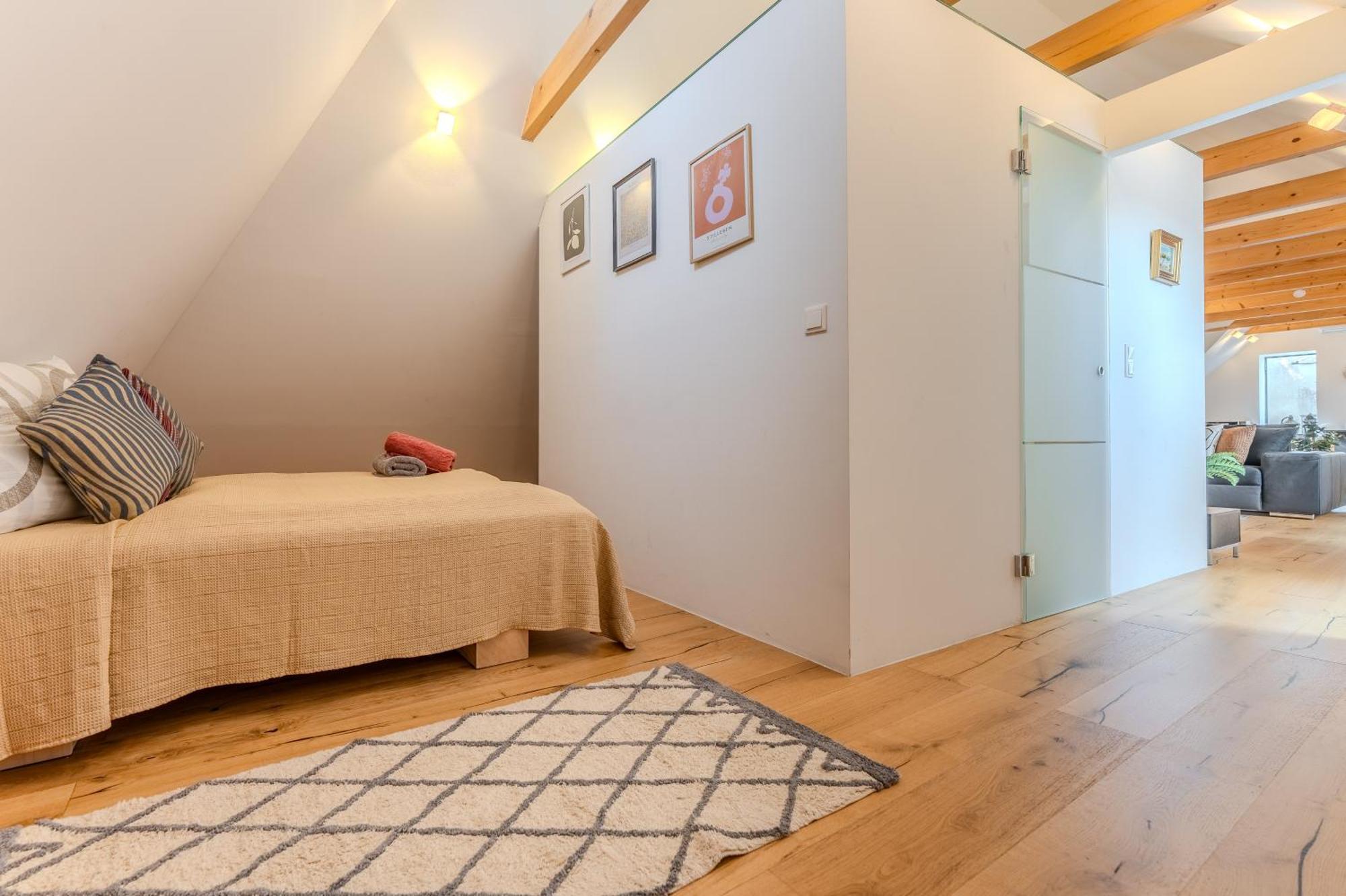 Loft Dachsberg Apartment Krems an der Donau Exterior foto